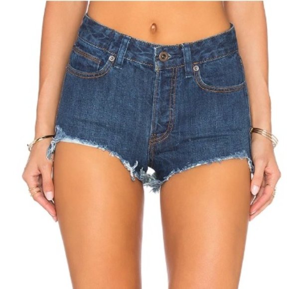 Free People Jean Shorts Logan Denim Distressed Boho Festival NWT Size 26 - Picture 2 of 7